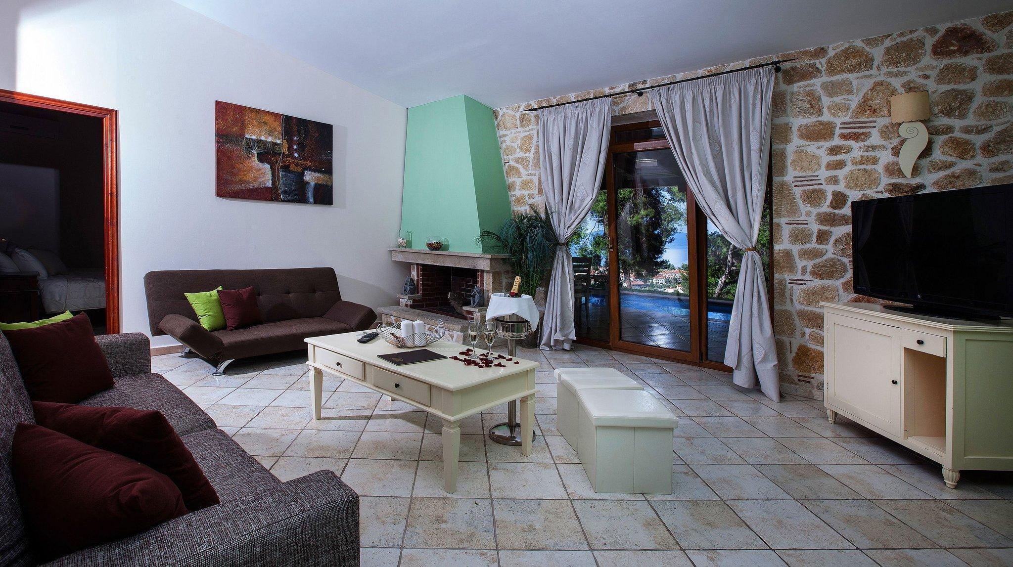 Alia Palace - Adults Only 16+ 5*
