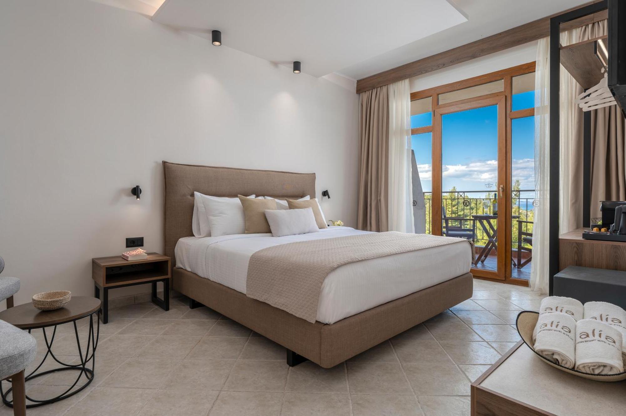 Alia Palace - Adults Only 16+